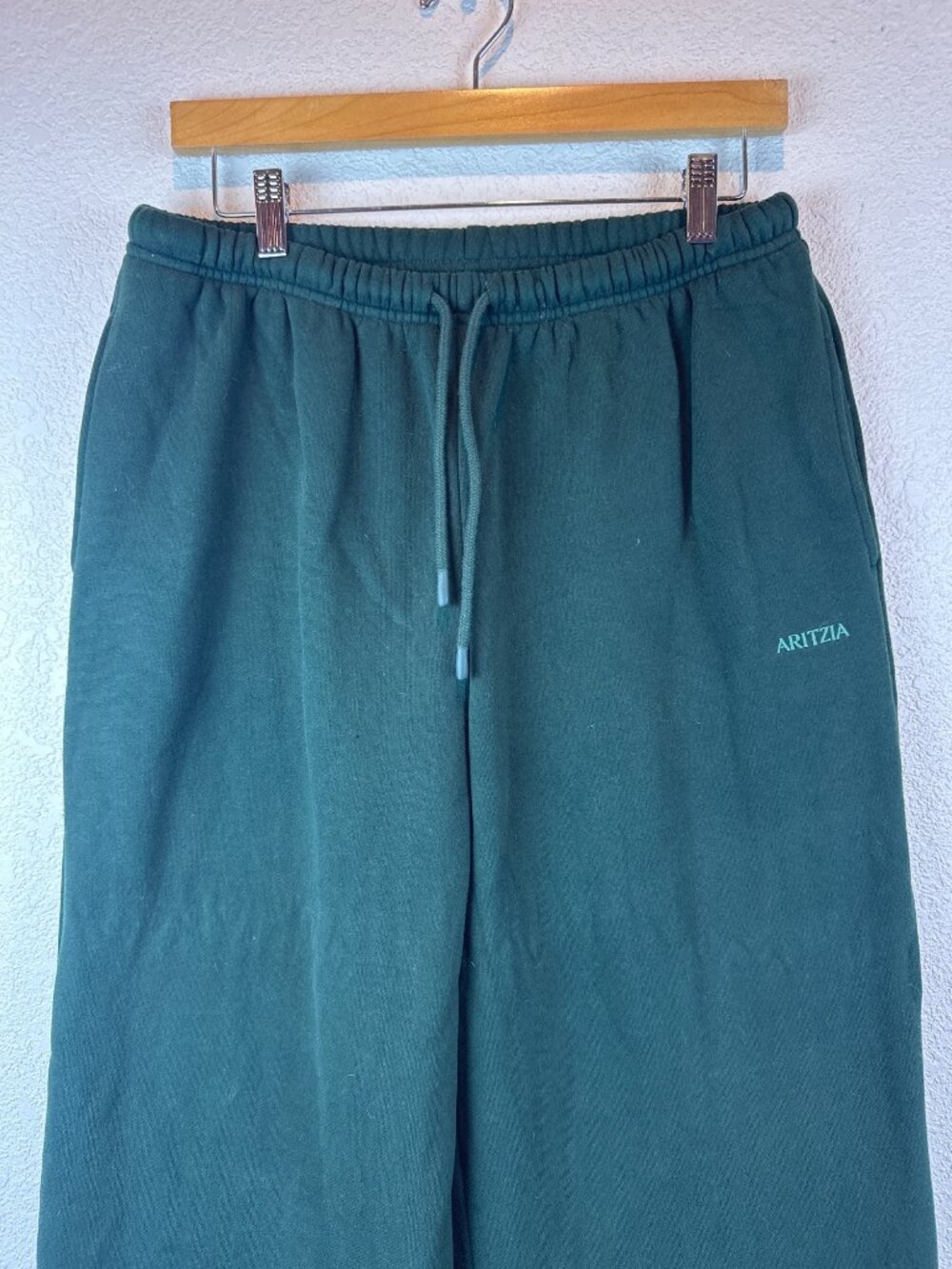Aritzia Sweatfleece Mega Fit Wide Leg Sweatpants Green Womens Medium Casual - Picture 4 of 11